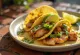 Tacos de pollo asado con limón y cilantro