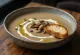 Plato de crema de champiñones al tomillo